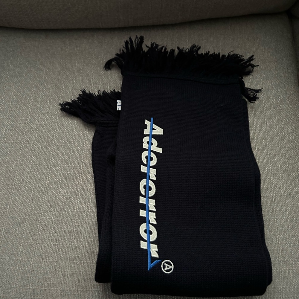 ADER error

Asymmetrical muffler